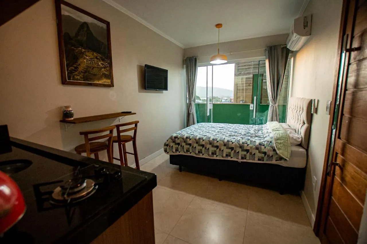 Lake View Guest House Praia do Rosa